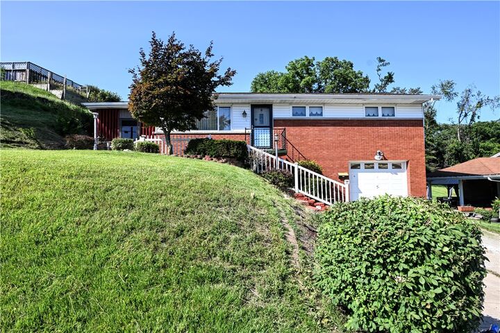 Property Photo:  129 Pennsylvania Blvd.  PA 15062 