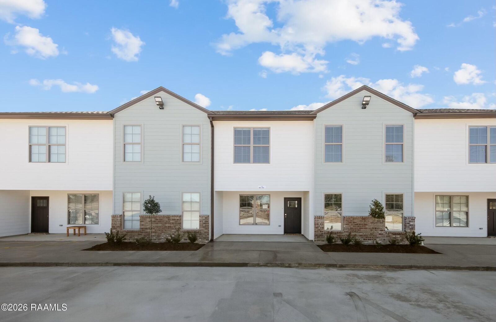 Property Photo: 139 Iberia Street B LA 70592