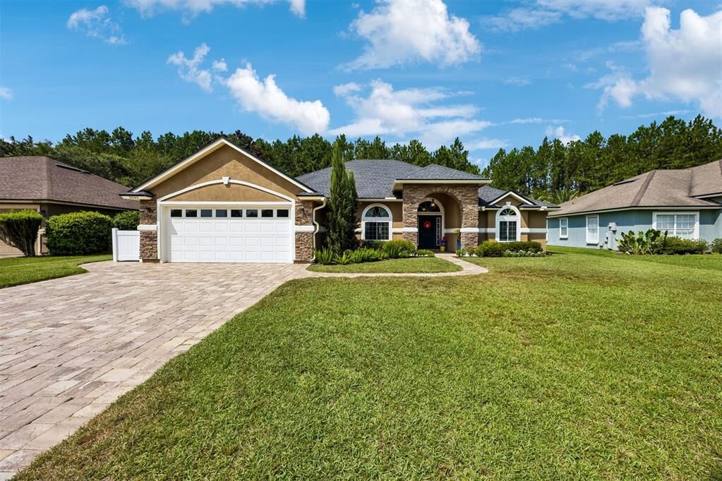 Property Photo: 32165 Grand Parke Boulevard FL 32034