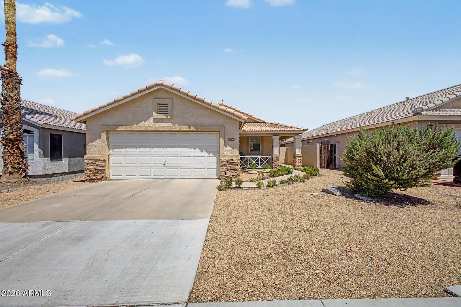 Property Photo:  1376 E Binner Drive  AZ 85225 