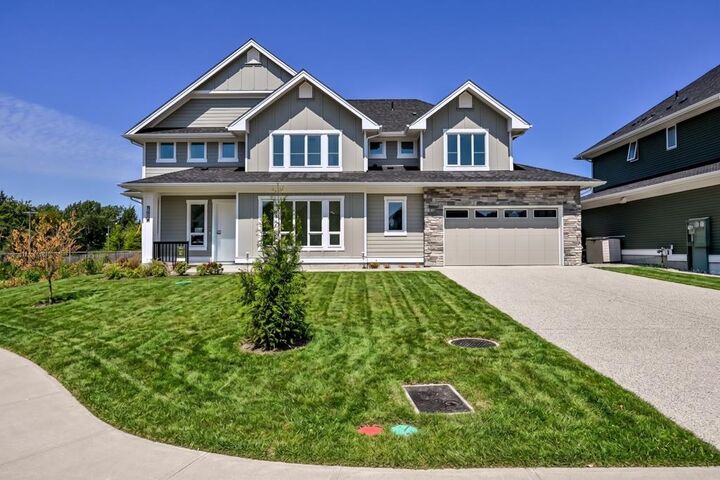 20839 35 Avenue — photo 1