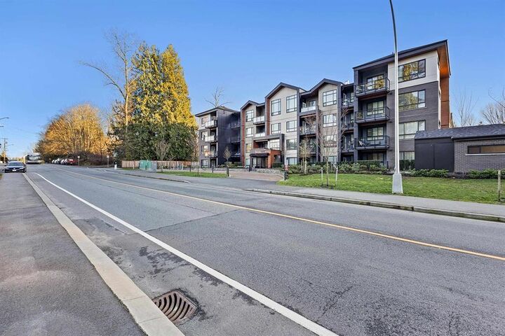 Property Photo: 32690 14 Avenue 107 BC V2V 0K5
