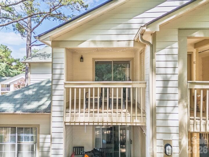 Property Photo:  1051 Churchill Downs Court E  NC 28211 