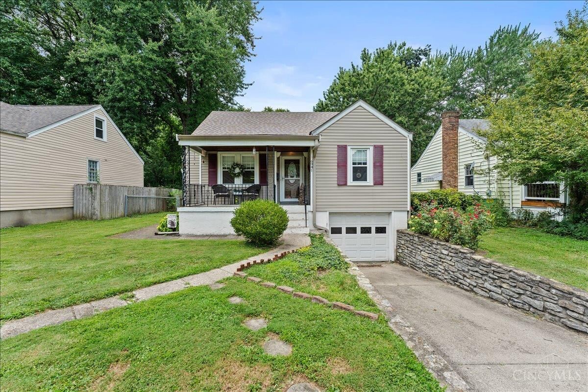 Property Photo: 6941 Dianna Drive OH 45239