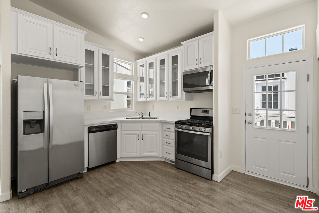Property Photo: 8250 Lankershim Blvd, Unit 19 CA 91605