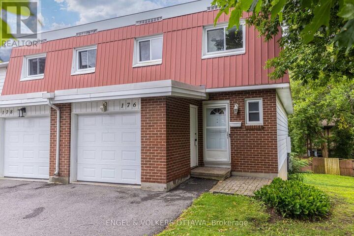 Property Photo: 176 Birch Hill Private ON K1K 3Y5