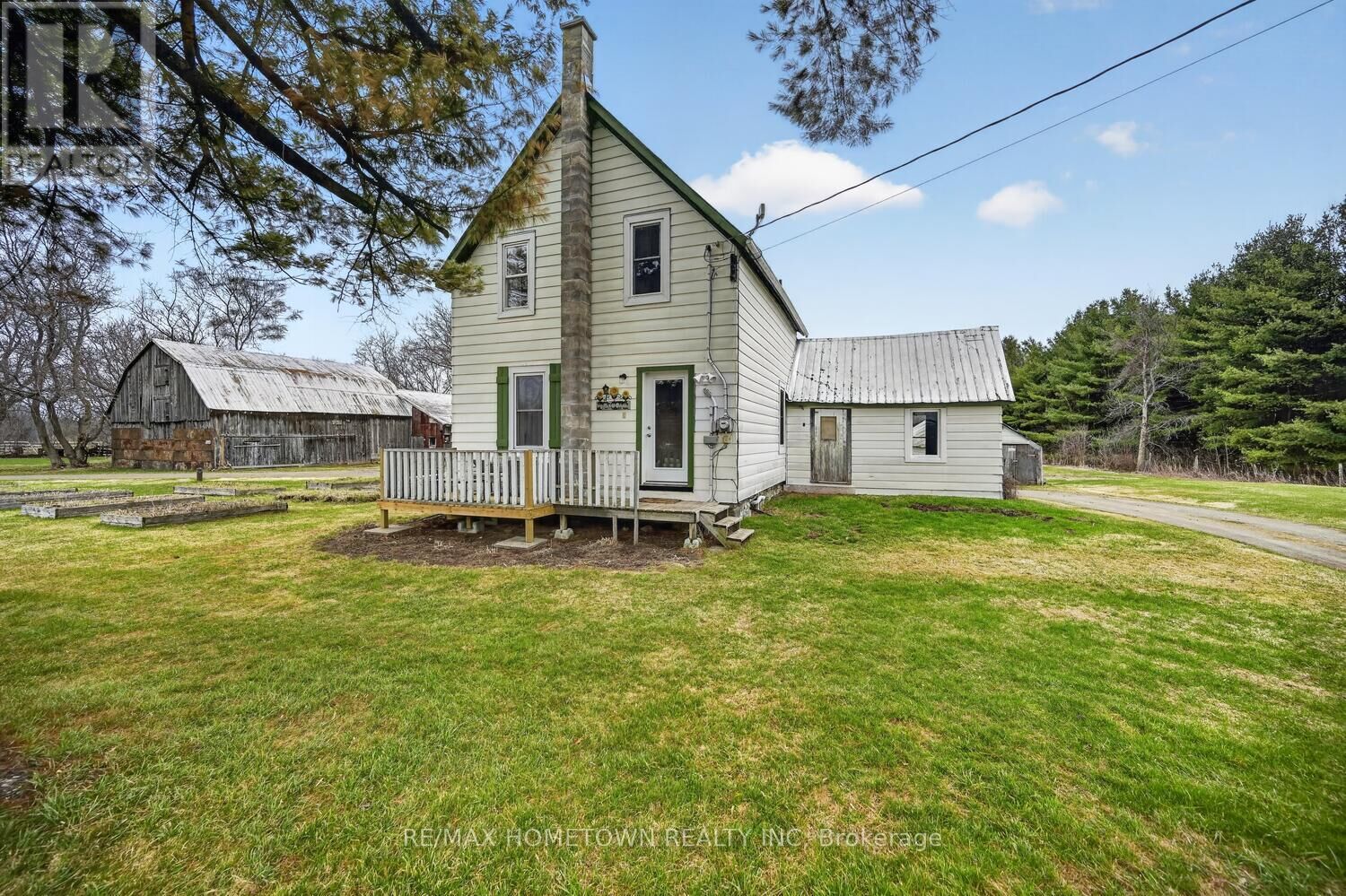 Property Photo: 2801 County Rd 18 Road ON K0E 1T0