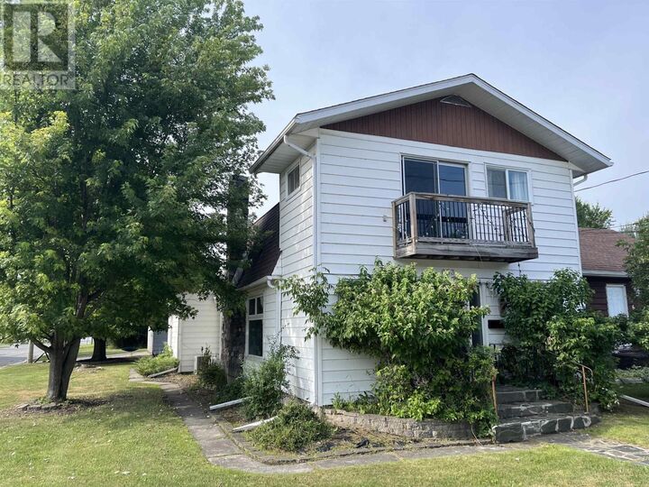 Property Photo: 633 Church St ON P9A 1E7