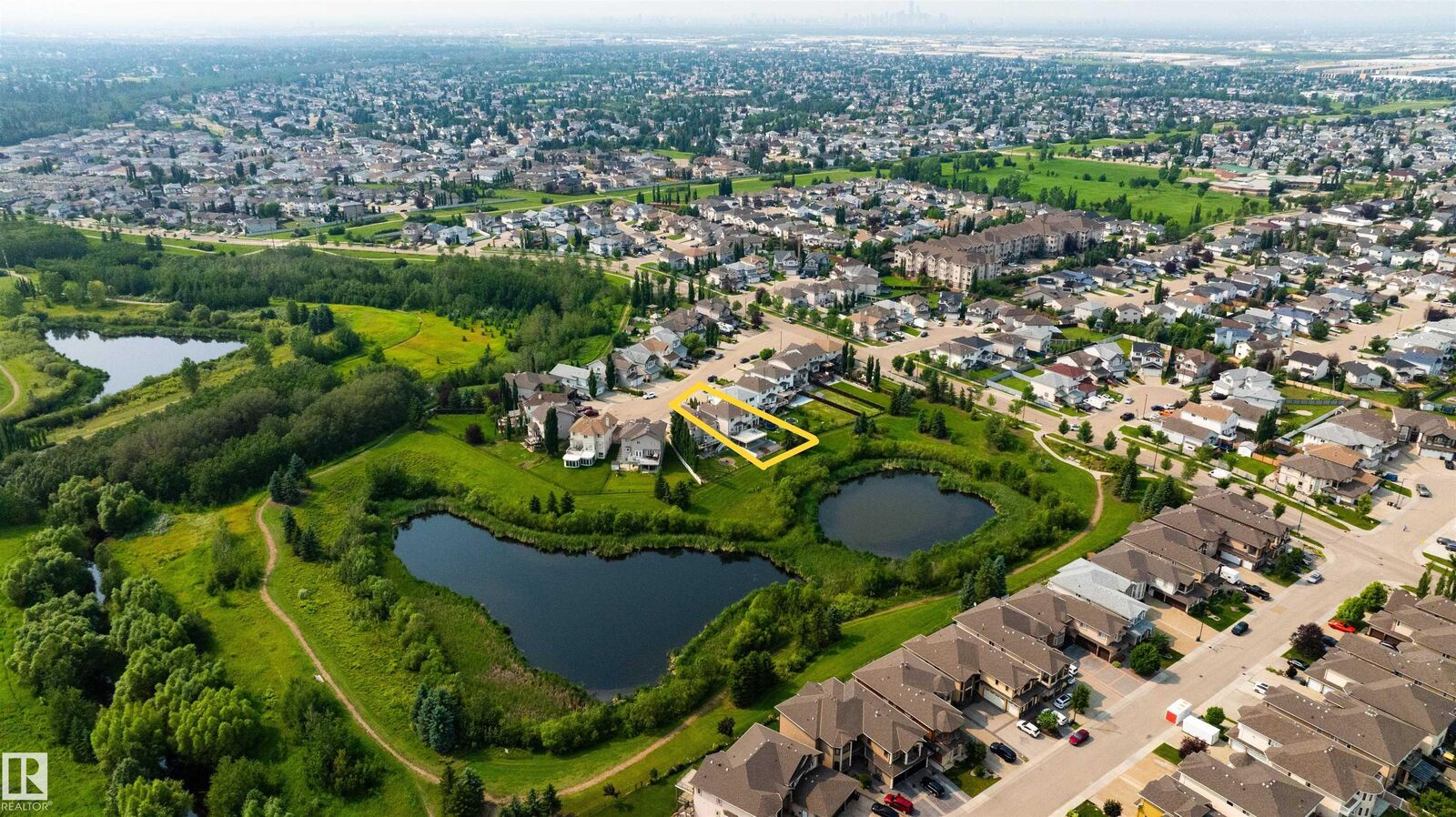 Property Photo: 715 Wildwood Point(E) NW AB T6T 0B2