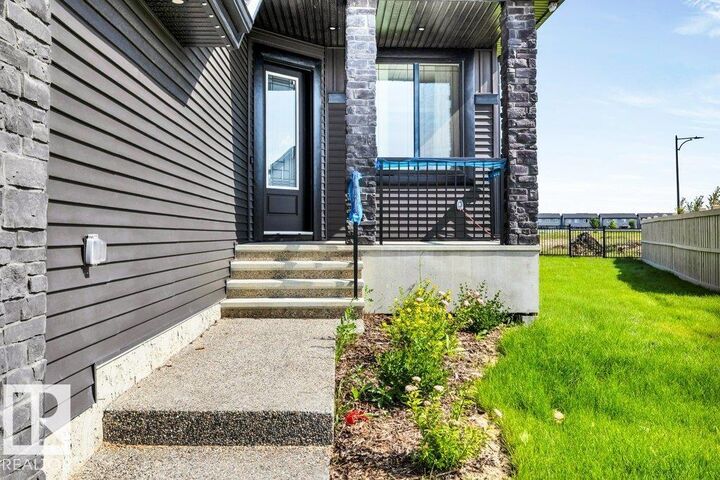 Property Photo: 118 Eldridge Point(E) AB T8N 8C3