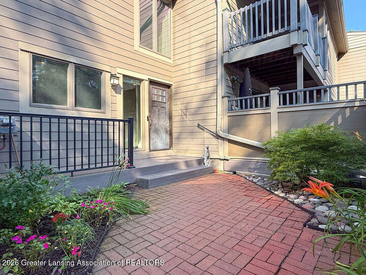 Property Photo:  2059 Hamilton Road  MI 48864 