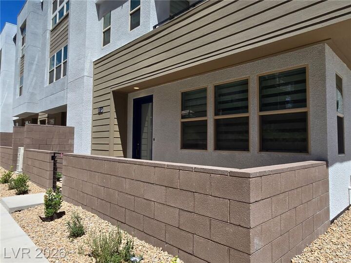 Property Photo: 659 Fortis Creek Street NV 89138