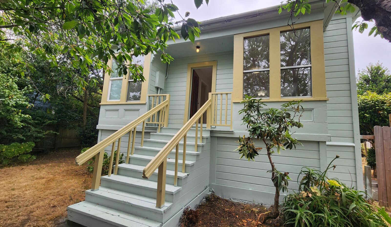 Property Photo:  2025 California Street  CA 95501 