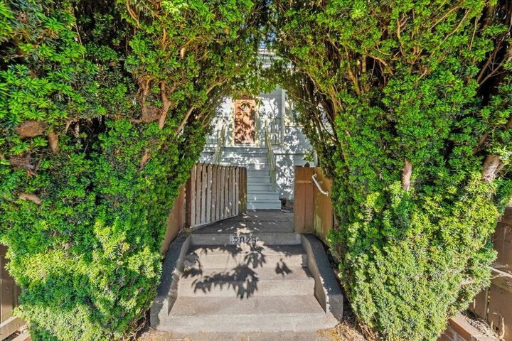 Property Photo: 2025 California Street CA 95501