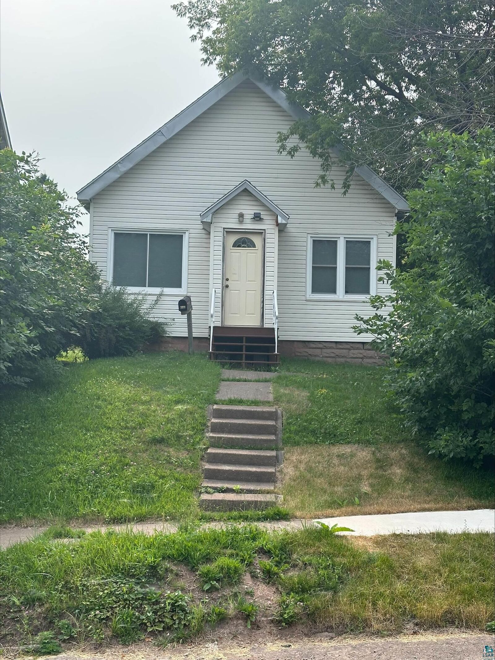 Property Photo: 513 N 60th Ave W MN 55807-1900