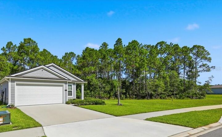 Property Photo:  92 Bogey Place  FL 32110 