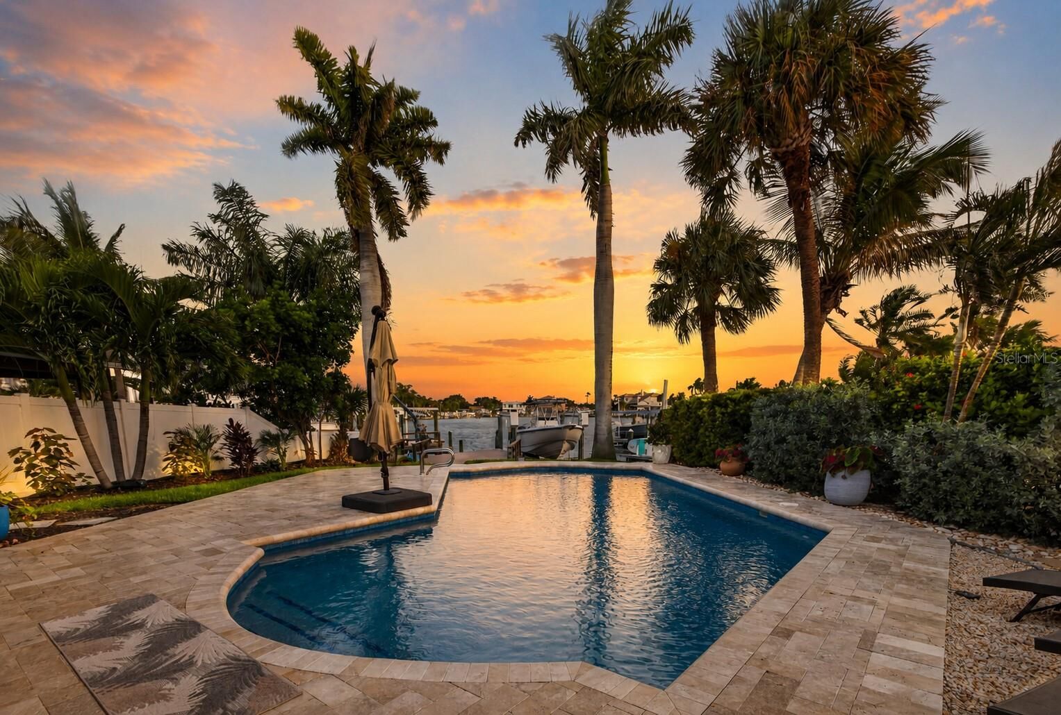 Property Photo:  8009 13th Avenue S  FL 33707 