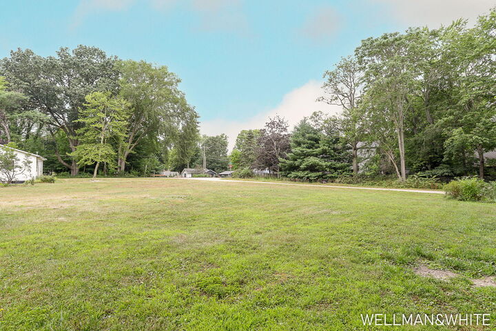Property Photo: 1019-1021 Elizabeth MI 49453