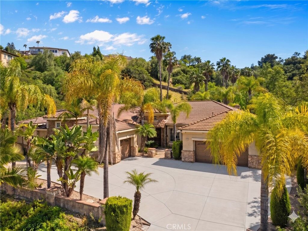 Property Photo:  2810 Countrywood Lane  CA 91791 