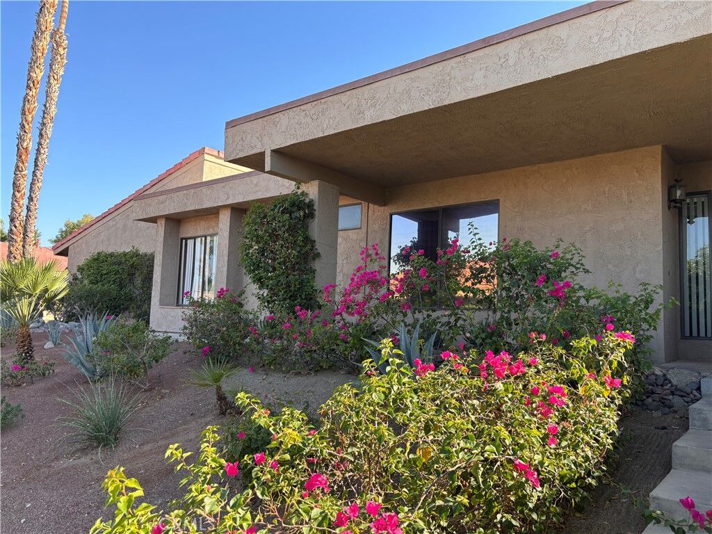 Property Photo:  48643 Stoney Creek  CA 92260 
