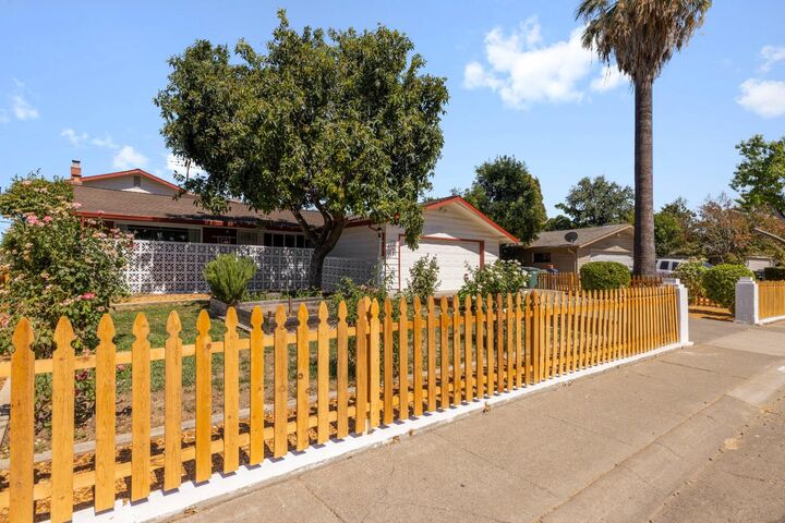 Property Photo: 9133 Rosewood Drive CA 95826