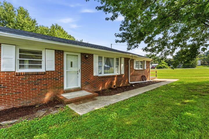 Property Photo: 464 Hurricane Ridge Rd TN 37166