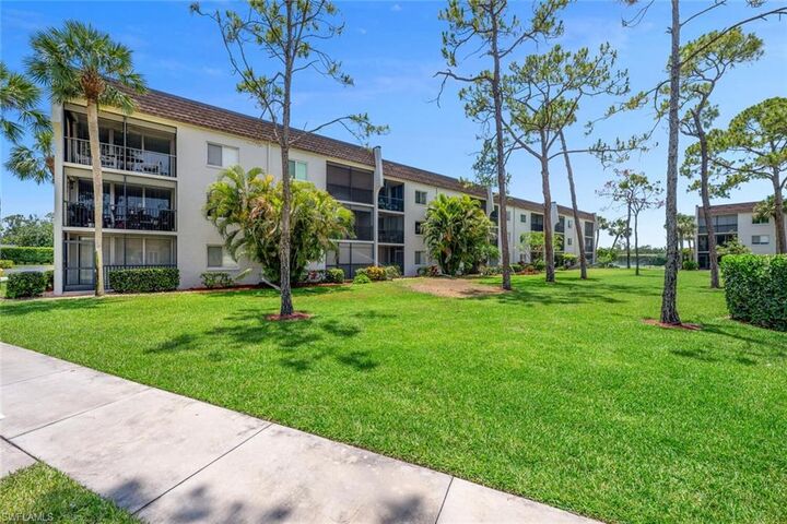 Property Photo:  25804 Cockleshell Dr 216  FL 34135 