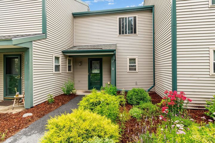 Property Photo:  17 Hideaway Lane  VT 05495 