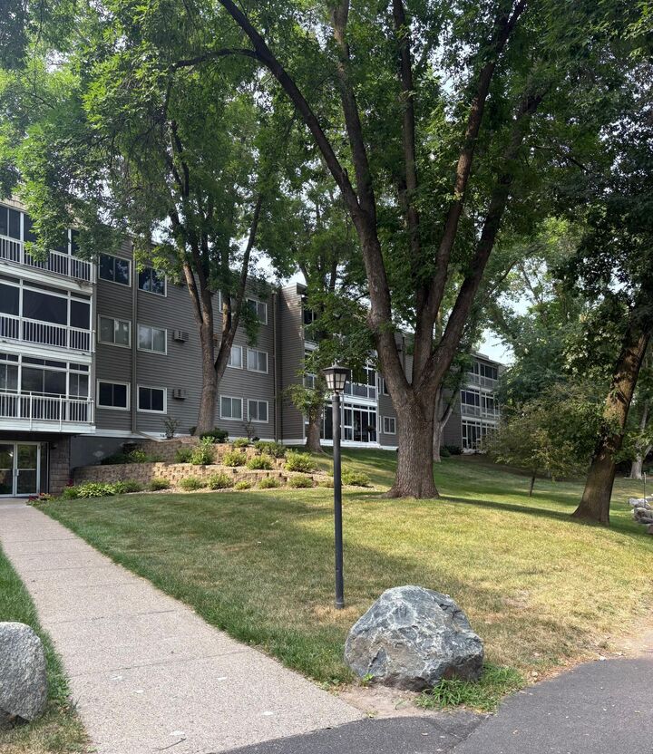 Property Photo: 135 Viking Drive E 309 MN 55117