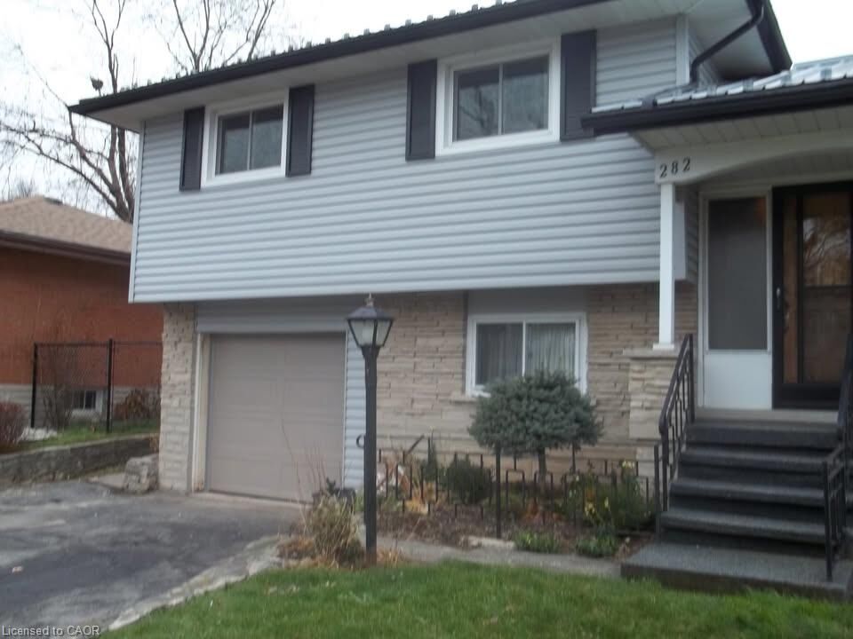 Property Photo:  282 Glenridge Drive  ON N2J 3W4 