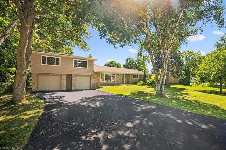 Property Photo: 636 Iroquois Avenue ON L9G 3B4