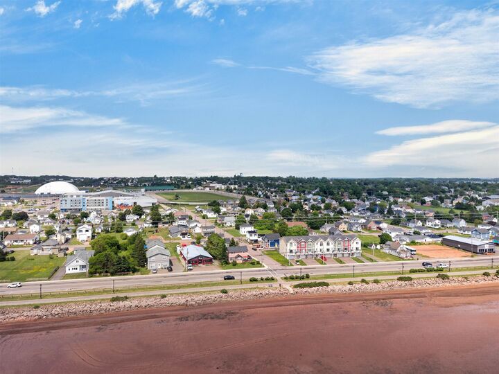 Property Photo: 489 North Market Street PE C1N 1M4