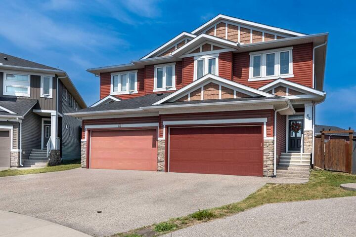 Property Photo: 62 Redstone Mews NE AB T3N 0N5