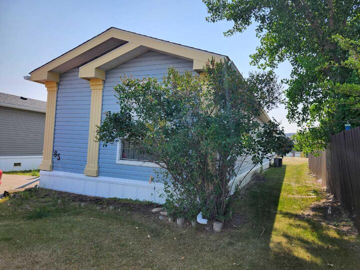 Property Photo:  85 Greenwood Villa  AB T0J 0Y2 