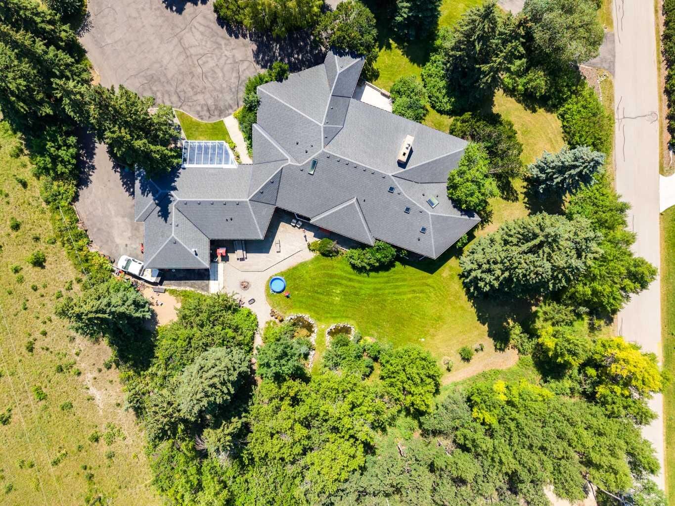 Property Photo: 187 Slopeview Drive SW AB T3H 4G6