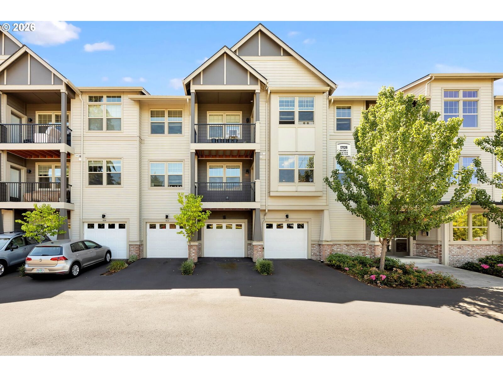 Property Photo: 17126 SW Snowdale St 303 OR 97007