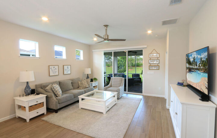 Property Photo:  13087 SW Vermillion Circle  FL 34987 