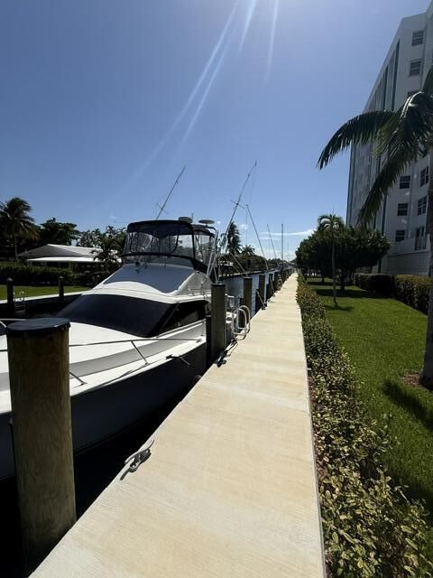 Property Photo: 3210 SE 10th Street 4A FL 33062