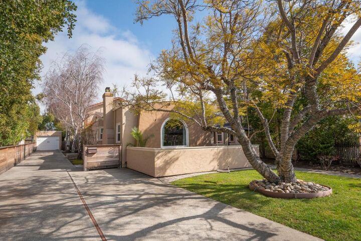 Property Photo:  904 Paloma Avenue  CA 94010 