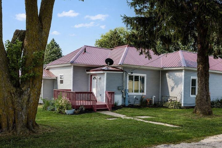 Property Photo:  2469 Commerce Street  WI 53533 