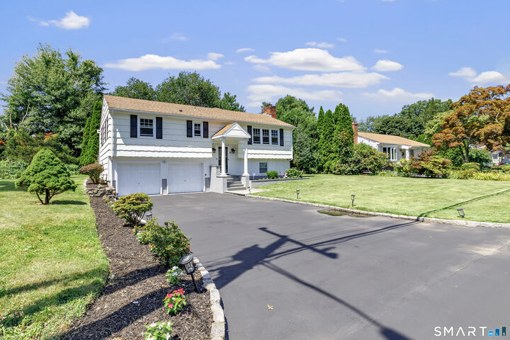 Property Photo:  15 Maurice Street  CT 06851 