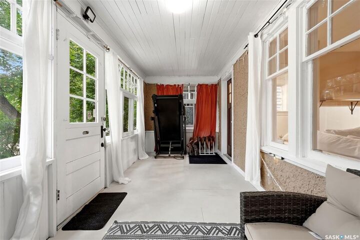 Property Photo:  2273 Cameron Street  SK S4T 2V9 