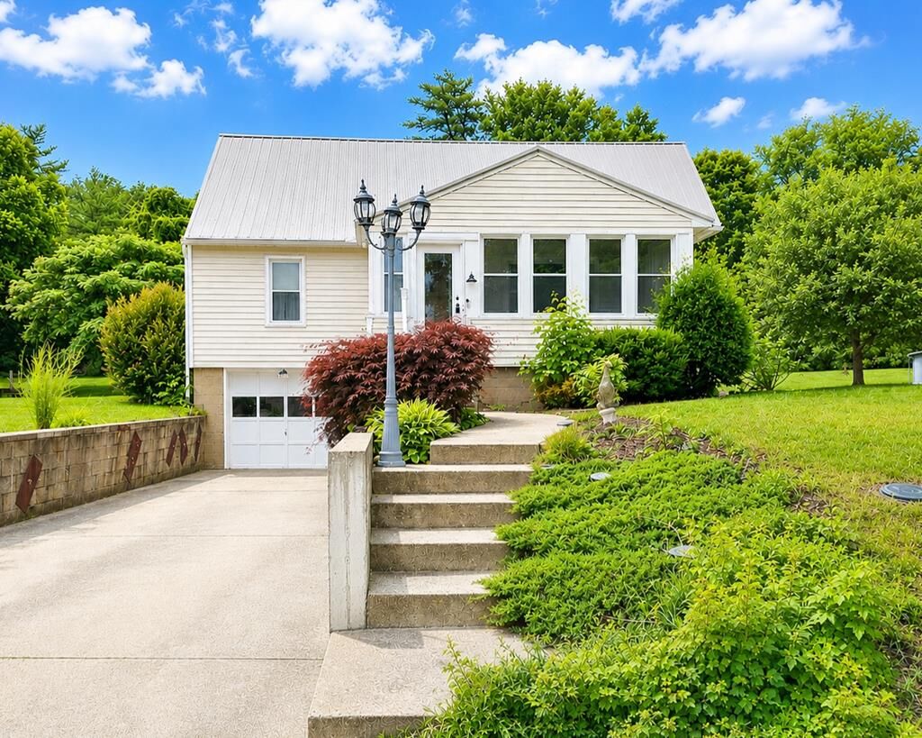 Property Photo:  164 Burnett Extension  OH 45631 