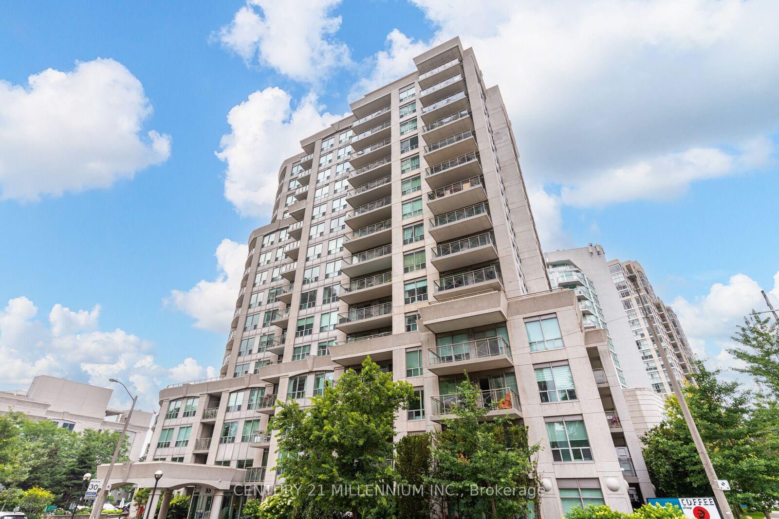Property Photo:  88 Palace Pier Court 506  ON M8V 4C2 