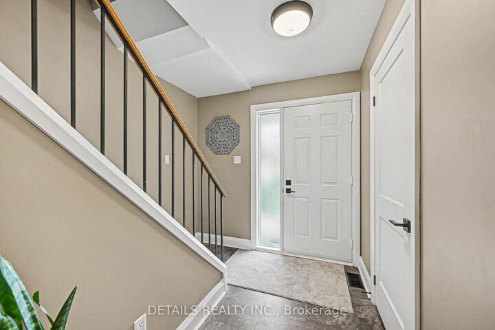 Property Photo: 7 Isabella Street ON K7H 3H3