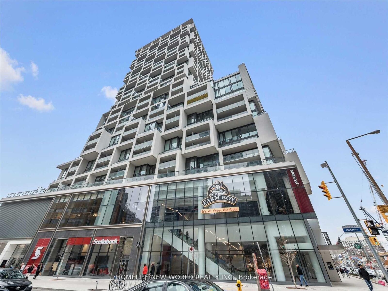 Property Photo: 8 Hillsdale Avenue 920 ON M4S 1T5