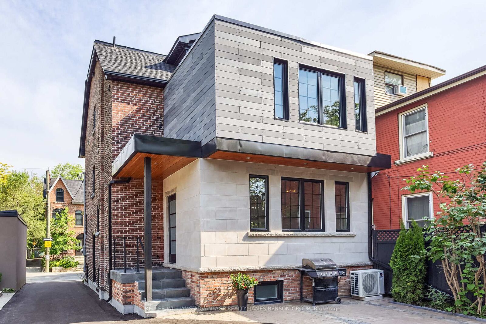 Property Photo:  53 Pearson Avenue Lower  ON M6R 1G3 