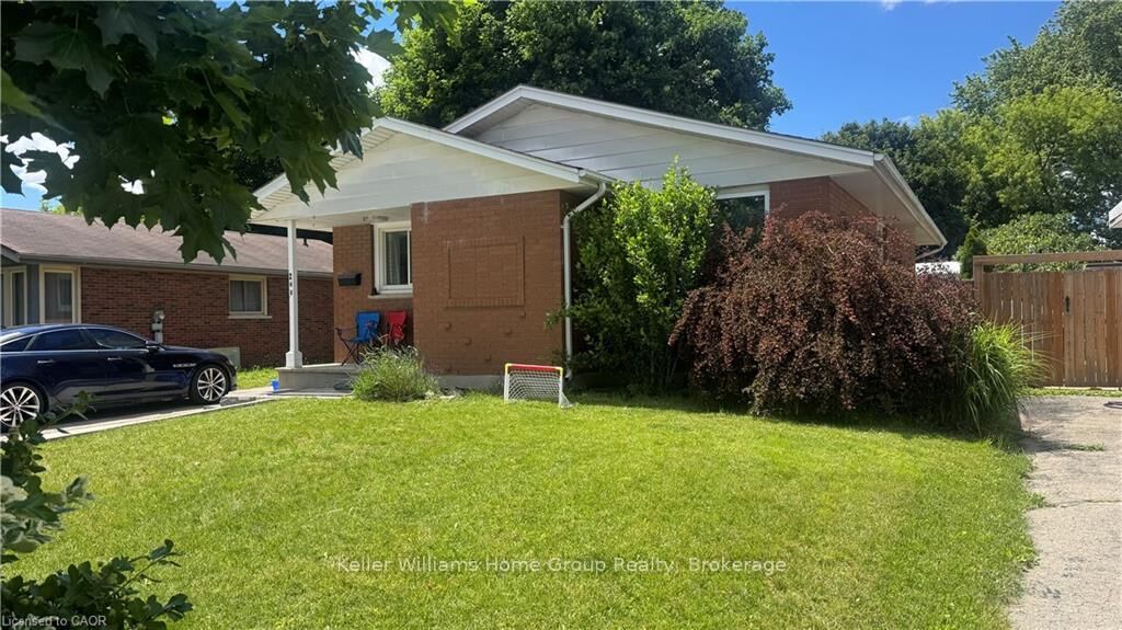 Property Photo: 248 Cyrus Street ON N3H 1H3