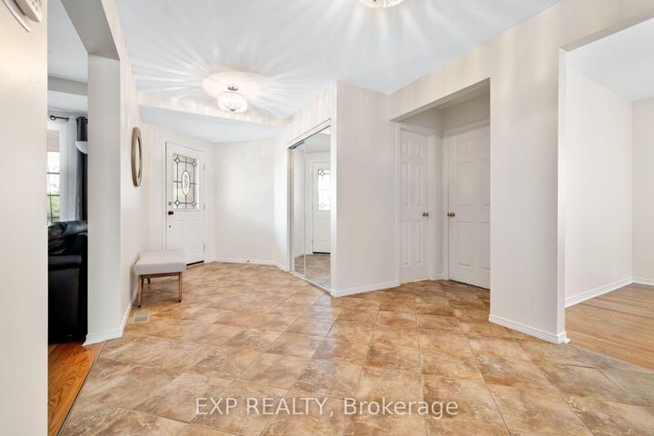 Property Photo: 103 Flamborough Way ON K2K 2G1