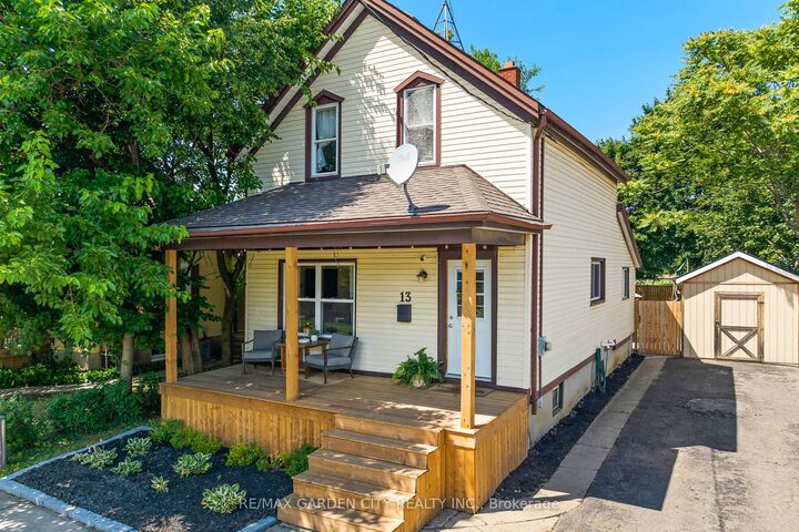Property Photo: 13 Maple Street ON L2R 2A6